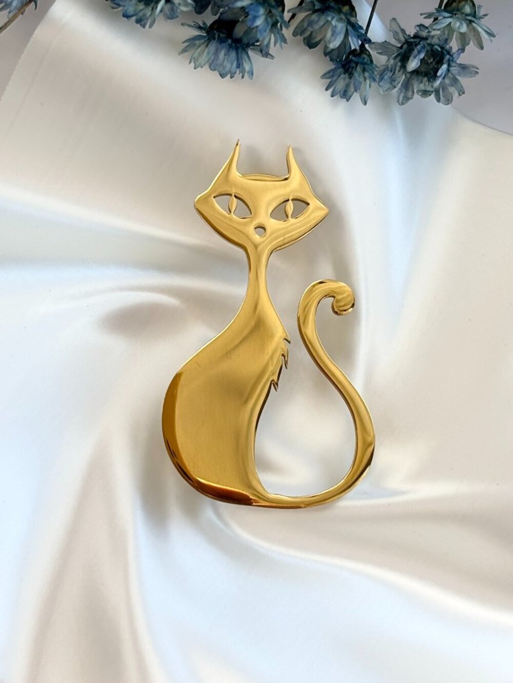 Kitten Cat Kitty Gold Toned Minimalist Cute Figural Brooch Pin - Picture 9 of 10
